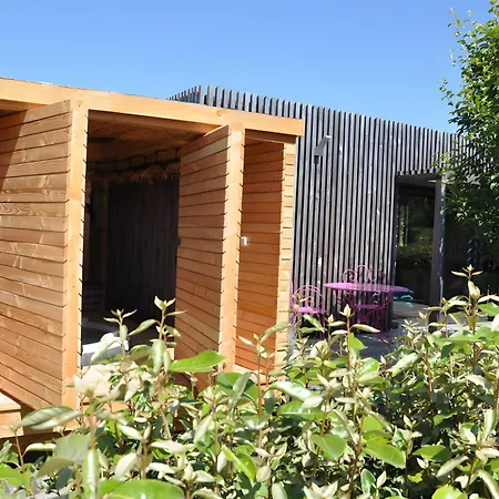 D'hote La Parenthese Bed & Breakfast 3*